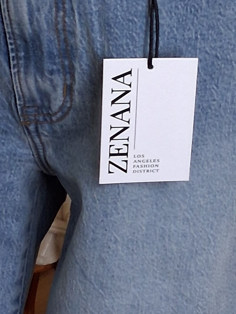 Zenana Outfitters Light Wash Denim High Rise Cuffed Wide Leg Jean Sz 30 NWT - Picture 4 of 11